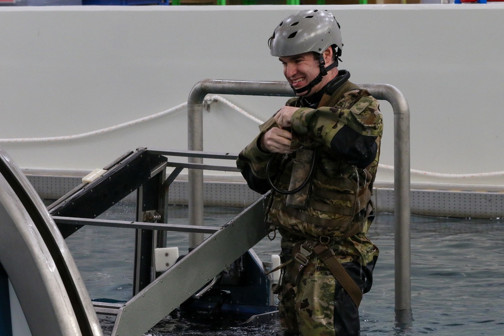 4-2 AB Helicopter Underwater Egress and Overwater Training