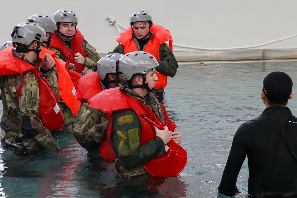 4-2 AB Helicopter Underwater Egress and Overwater Training