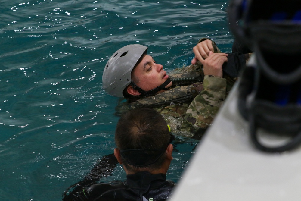 4-2 AB Helicopter Underwater Egress and Overwater Training