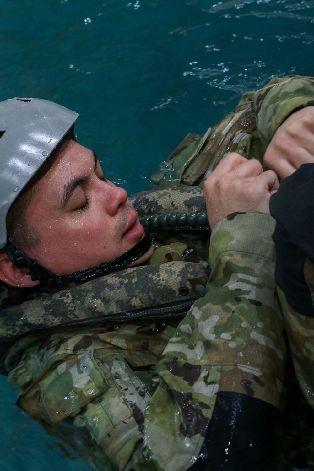 4-2 AB Helicopter Underwater Egress and Overwater Training