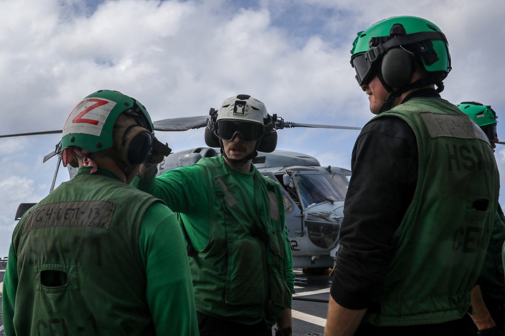 Frank E. Petersen Jr. conducts vertical replenishment-at-sea