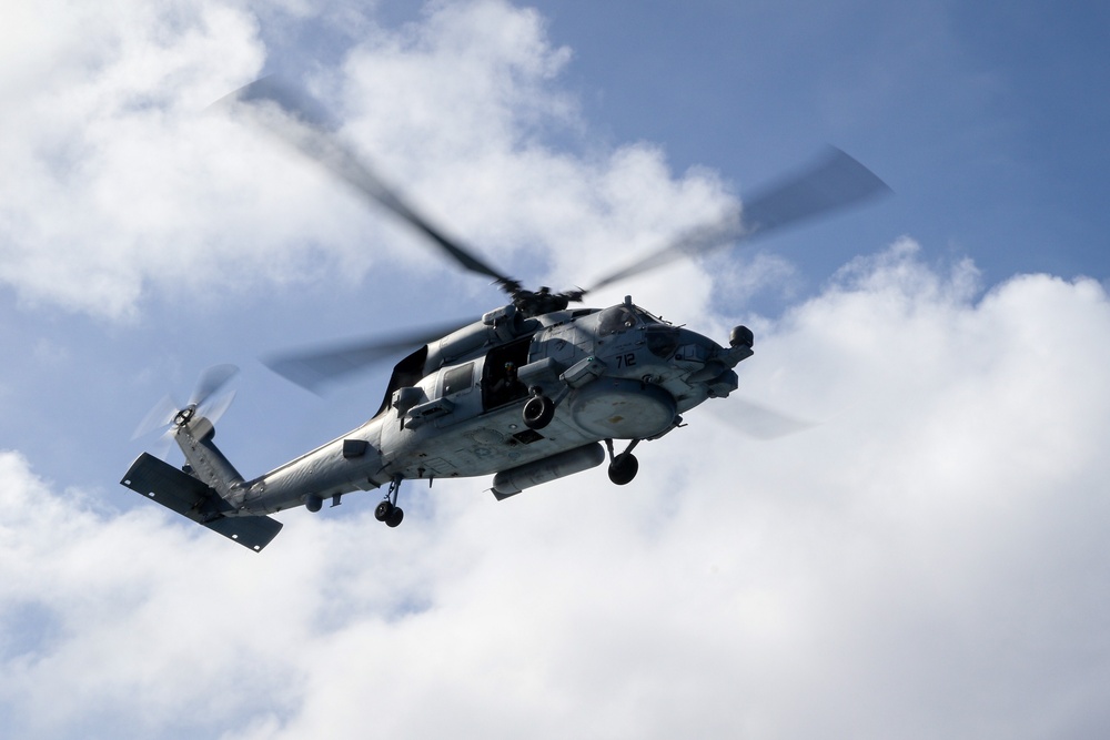 Frank E. Petersen Jr. conducts vertical replenishment-at-sea