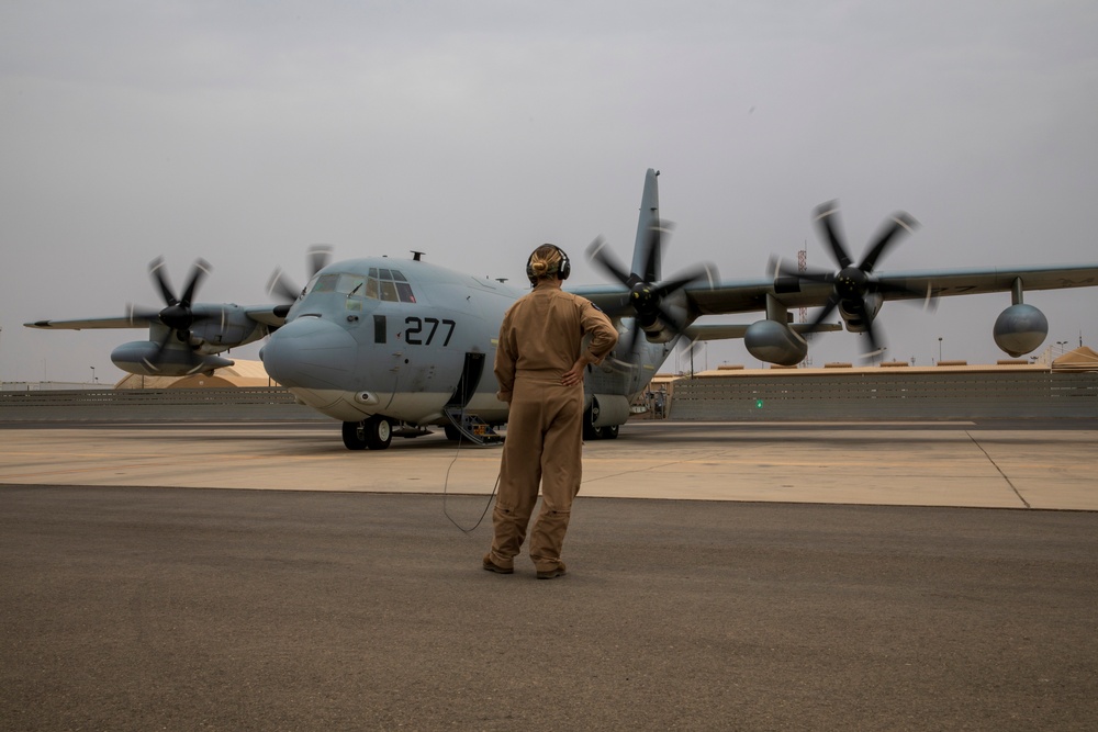 Bronco VMM-161 Detachment flies with the French Air Force