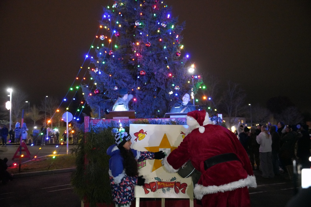 USAG Bavaria starts festive season with annual tree lightings