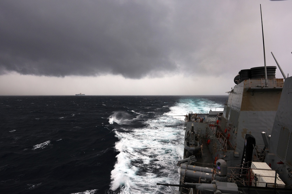 USS Roosevelt (DDG 80) Transits Strait of Hormuz