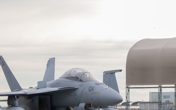 CVW-5 Returns to MCAS Iwakuni