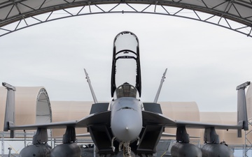 CVW-5 Returns to MCAS Iwakuni