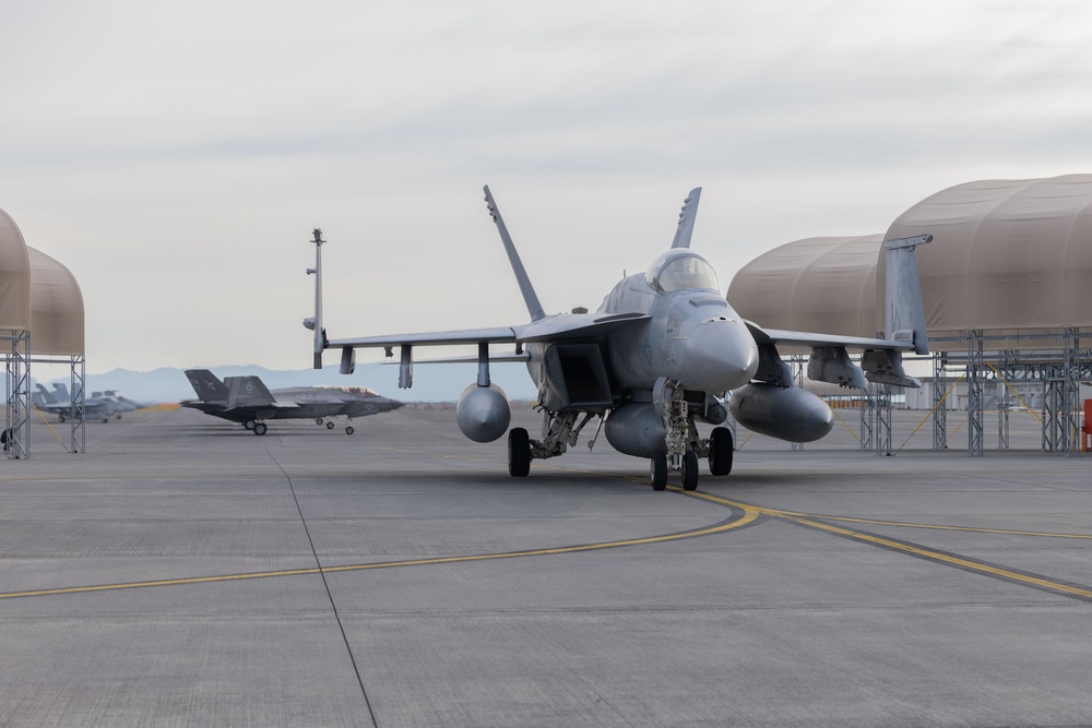 CVW-5 Returns to MCAS Iwakuni