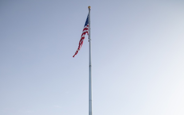NY guard and reserve honor veterans at Wreaths Across America