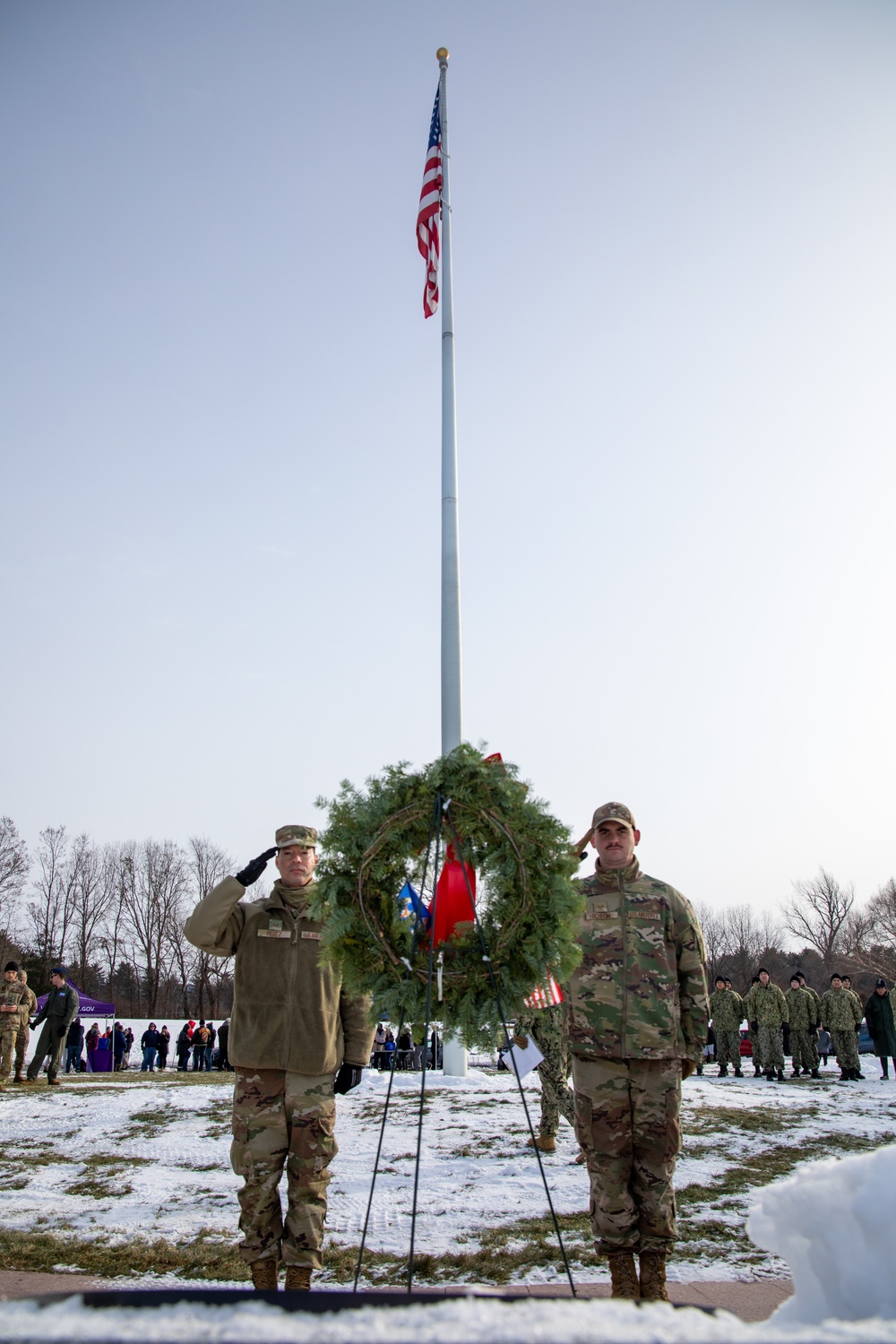 NY guard and reserve honor veterans at Wreaths Across America