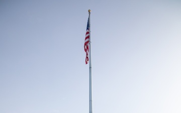 Service Members Honor Veterans During Wreaths Across America