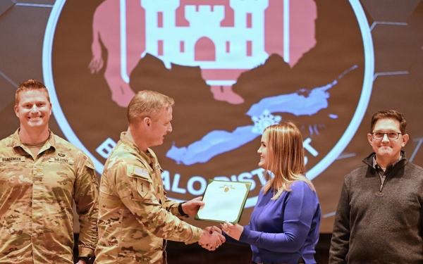 Superior Performance: Wendt receives Civilian Service Commendation Medal
