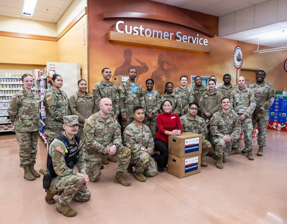 Army Emergency Relief fund pays it forward with Commissary gift cards for Fort Knox Soldiers, Families