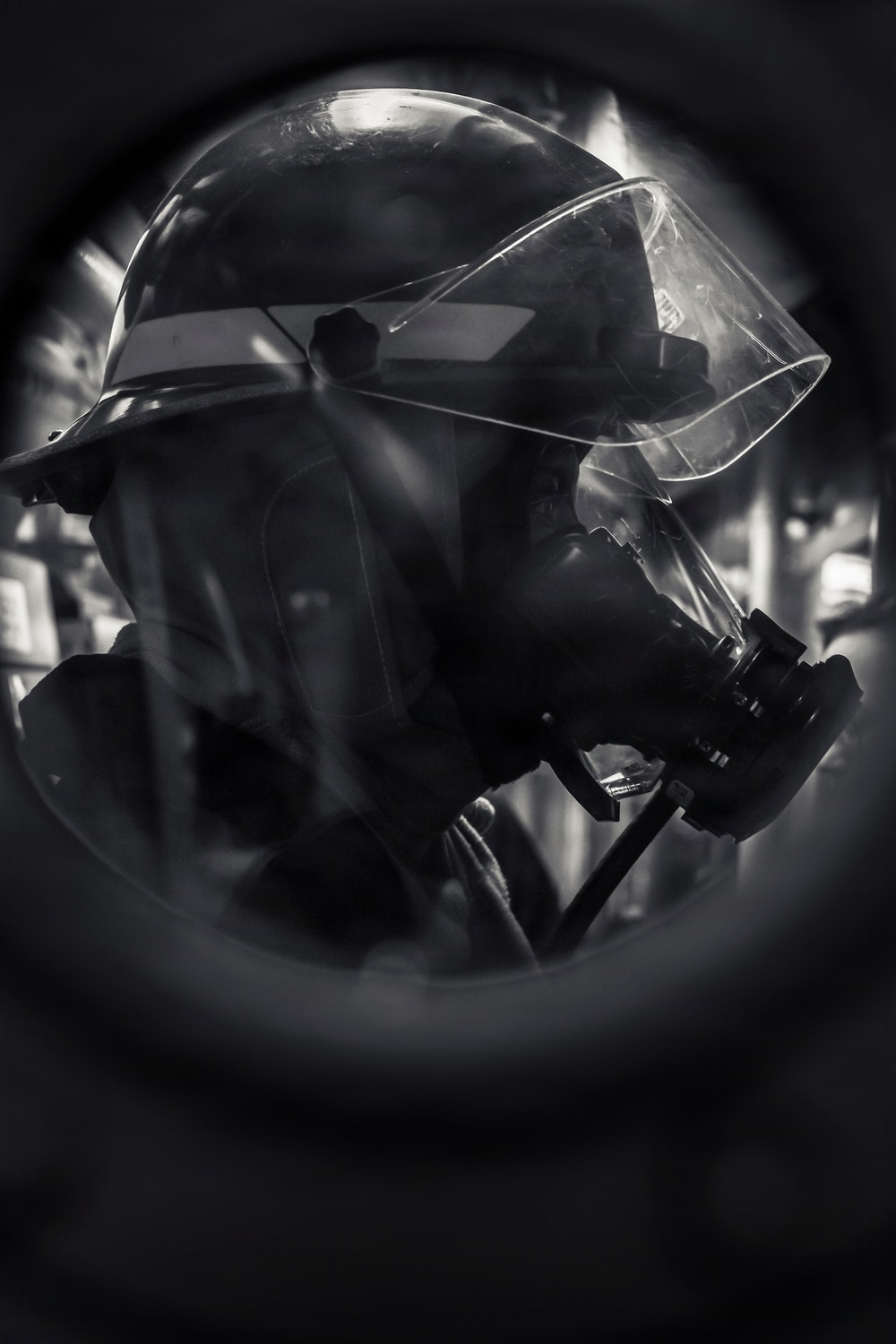 USS Bainbridge Conducts Toxic Gas Drill