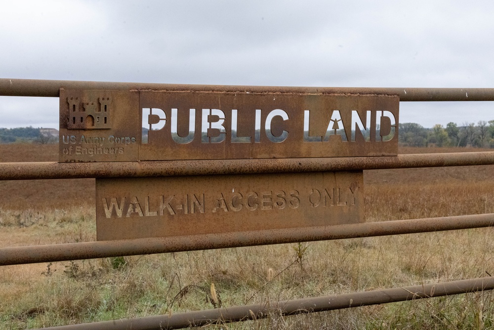 Kanopolis Lake: Go for the water, stay for the land