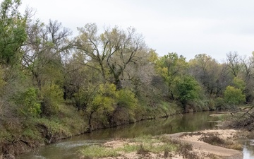 Kanopolis Lake: Go for the water, stay for the land