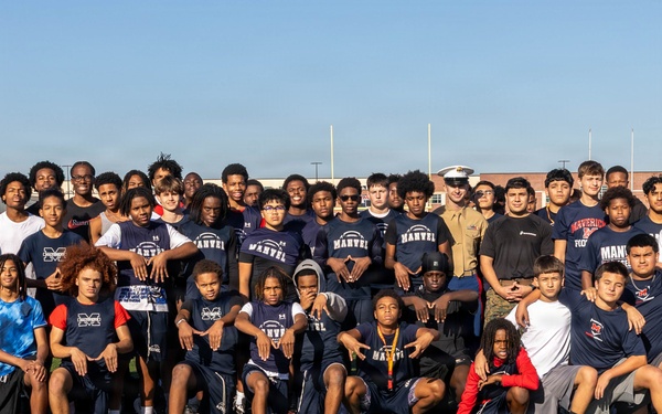 Glazier Clinics visits Manvel High School