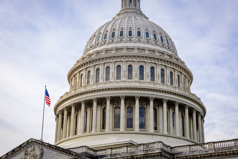 United States Capitol, Flag blowing in the wind