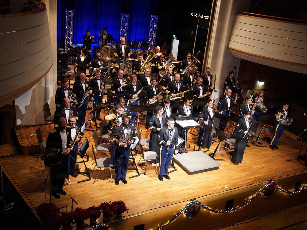 USAREUR-AF Band &amp; Chorus performance in Ansbach from above