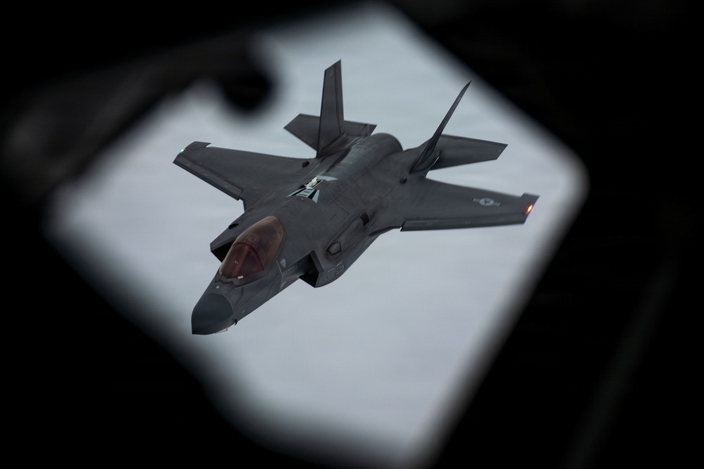 100th ARW Refuels 48th FW's F-35 Lightning IIs