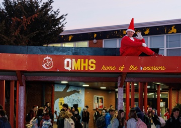 Elf on the Shelf greets Quantico’s students