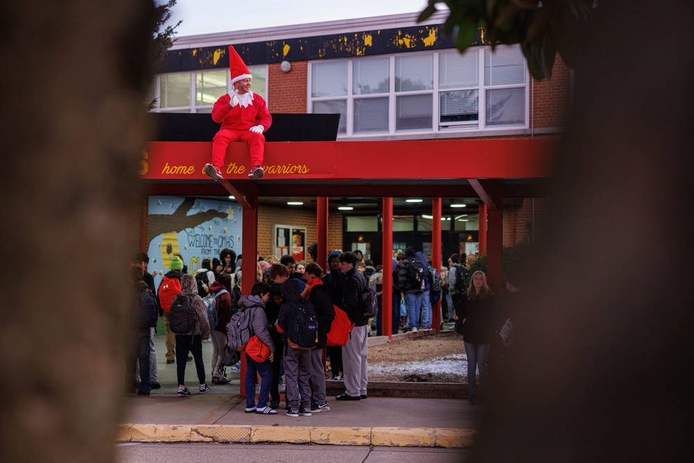 Elf on the Shelf greets Quantico’s students