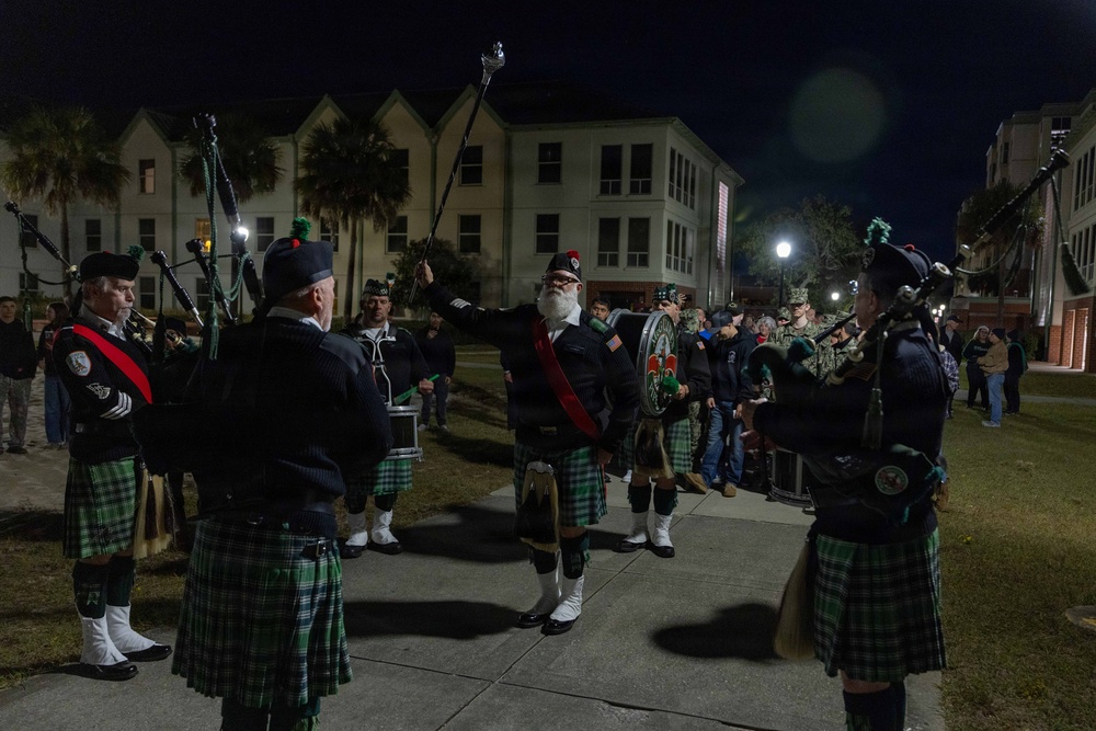 McGuires Pipe Band Plays Carols at NAS Pensacola