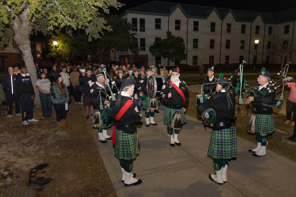 McGuires Pipe Band Plays Carols at NAS Pensacola