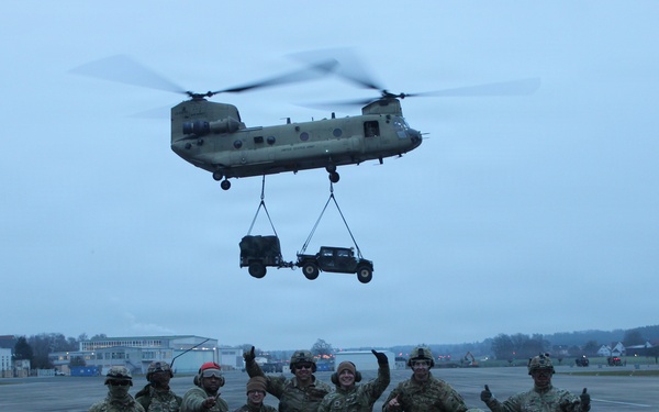 2nd Battalion, 159th Aviation Regiment (Attack) Conducts Sling-Load Training with 1-214th General Support Aviation Battalion