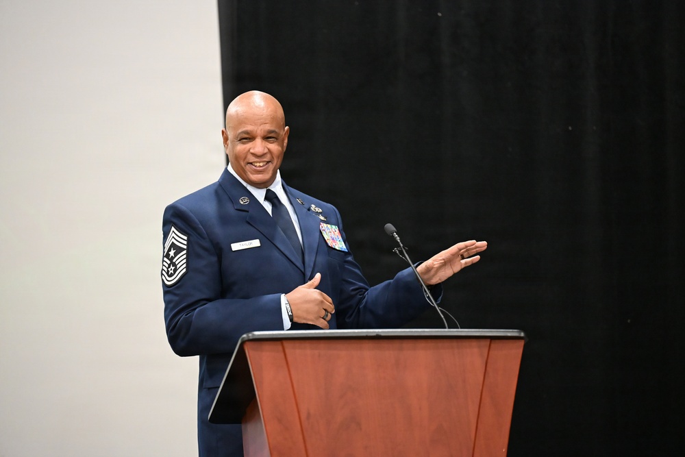 Ohio Air National Guard conducts state command chief change of authority ceremony