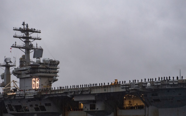 USS Nimitz (CVN 68) Returns to Homeport after 9 Month Deployment
