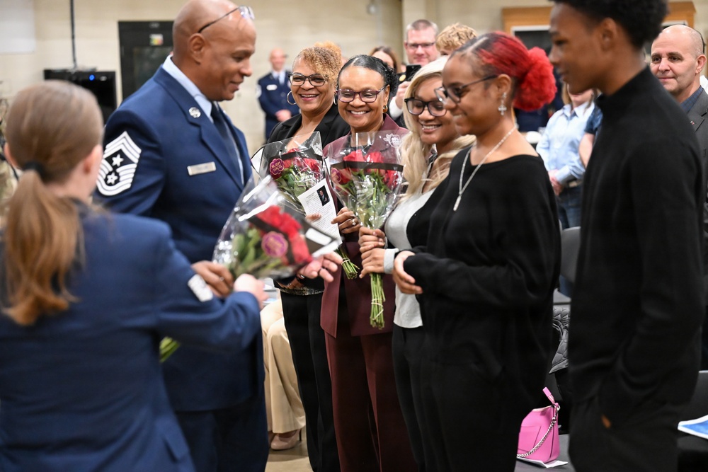 Ohio Air National Guard conducts state command chief change of authority ceremony