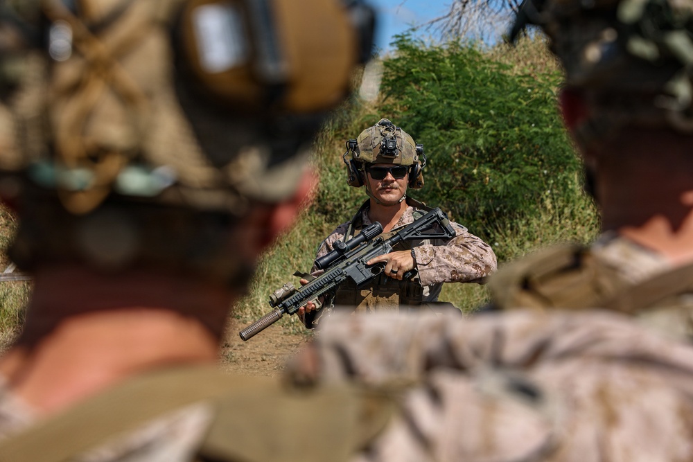22nd MEU(SOC) | Short Bay Range in Camp Santiago During Deployment
