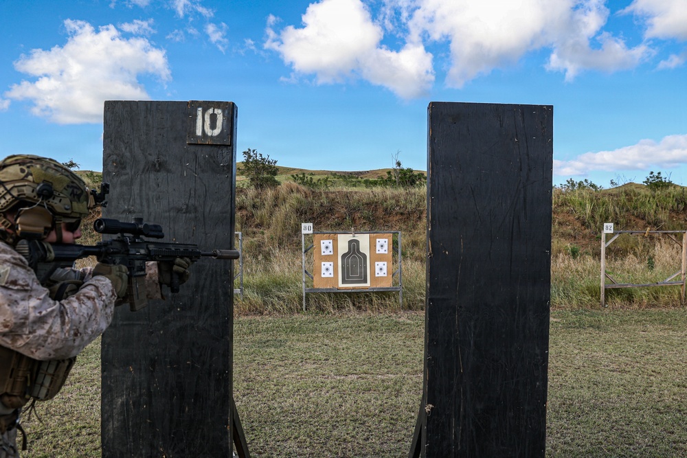 22nd MEU(SOC) | Short Bay Range in Camp Santiago During Deployment