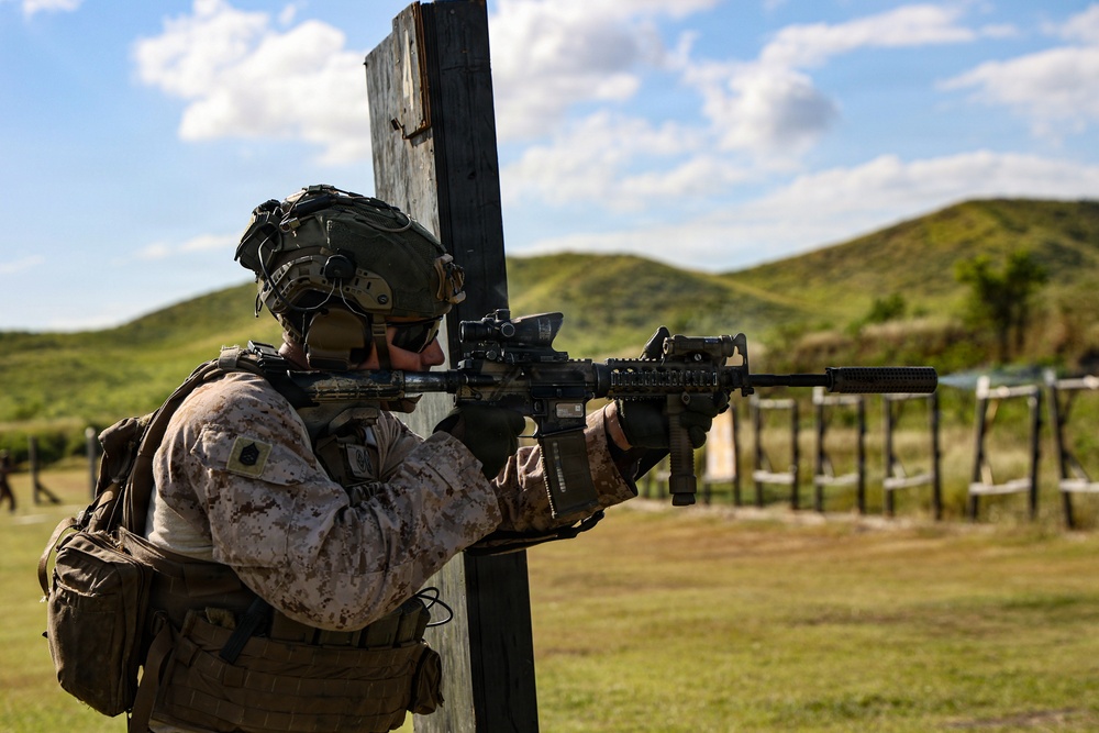 22nd MEU(SOC) | Short Bay Range in Camp Santiago During Deployment