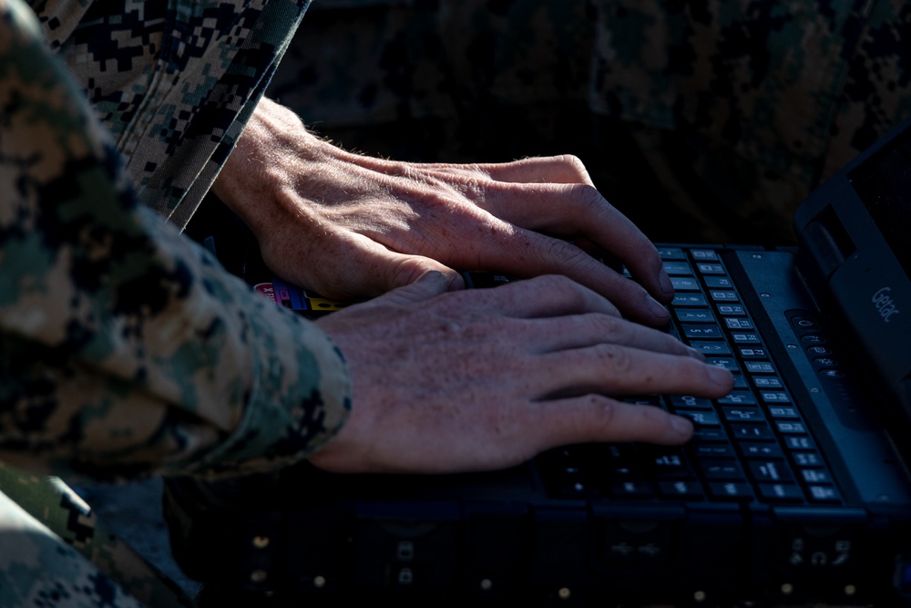 9th Communication Battalion conducts radio communication training