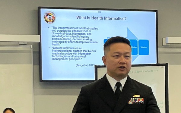 Navy doctor inspires UC Merced students with insights on Navy Medicine opportunities