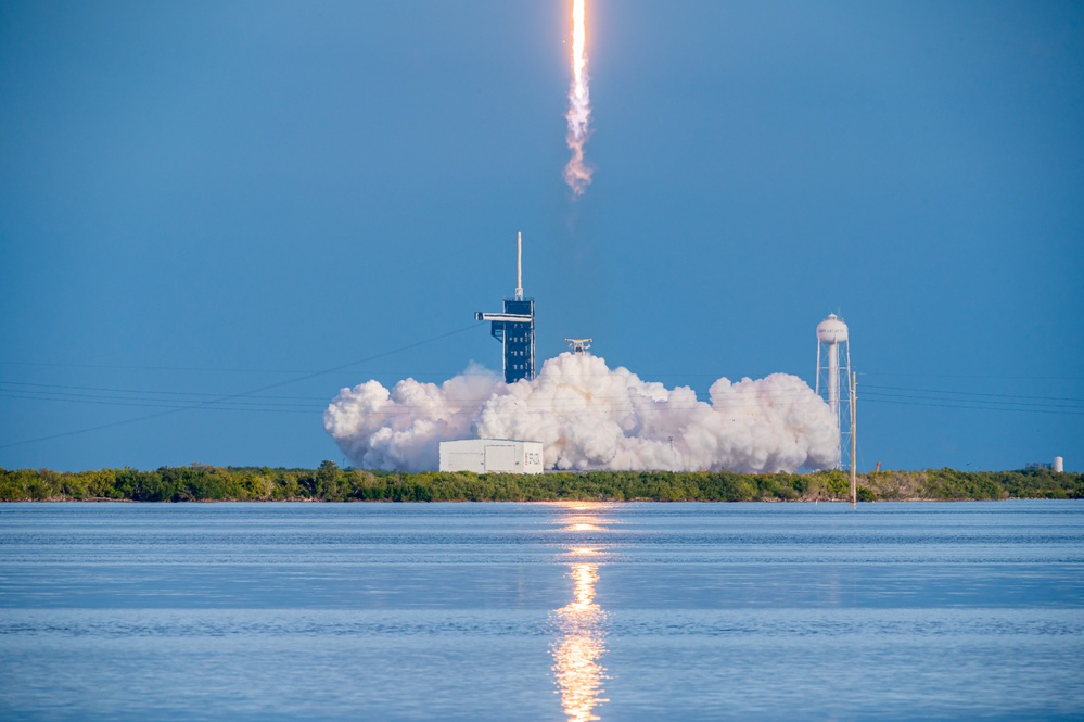 Falcon 9 | Starlink 6-99 Launch