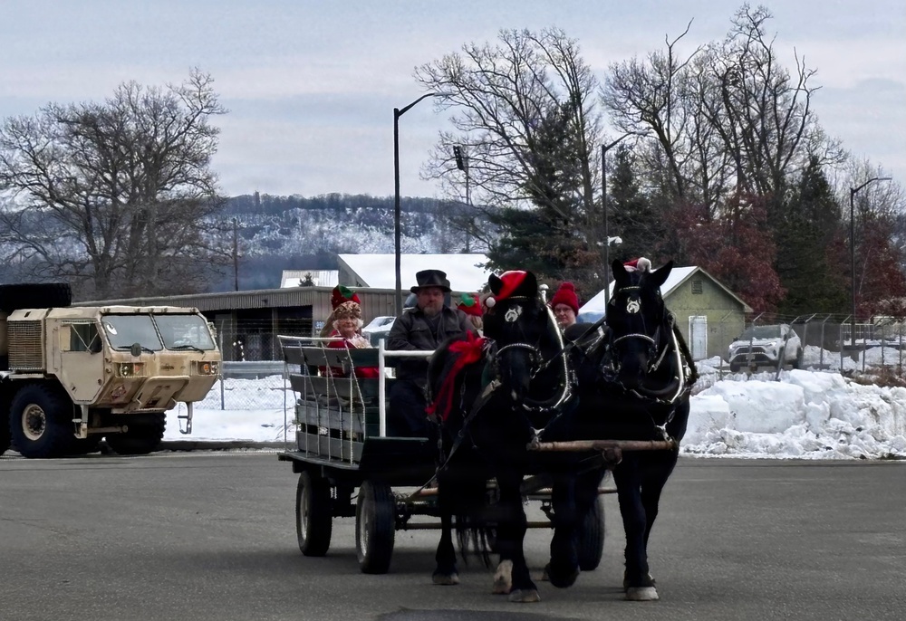 Holiday Magic Brings Together Army and Air National Guard Members and Families