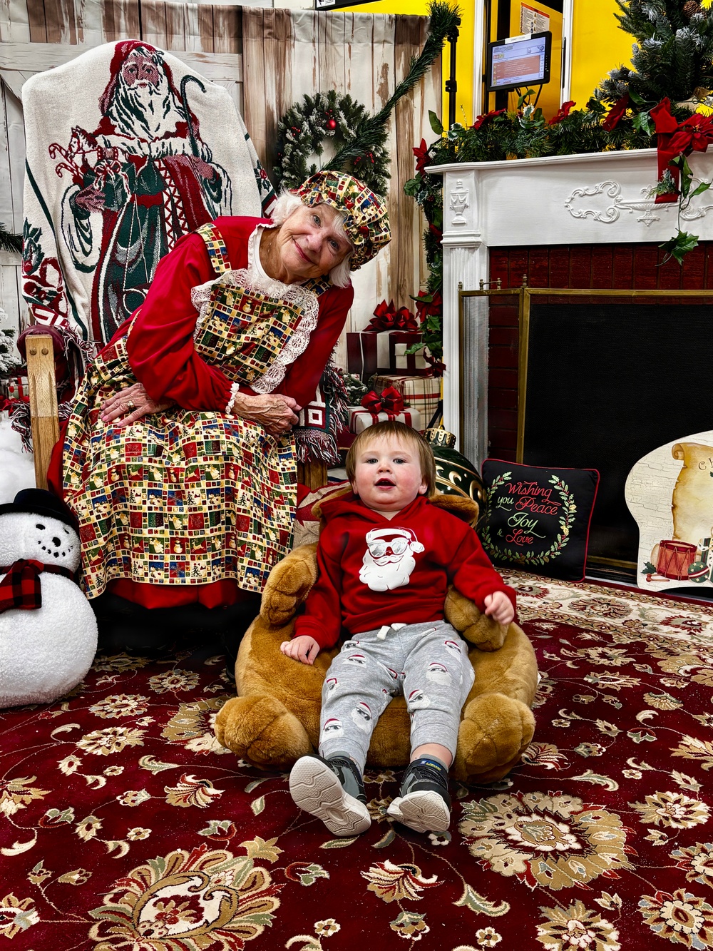 Holiday Magic Brings Together Army and Air National Guard Members and Families