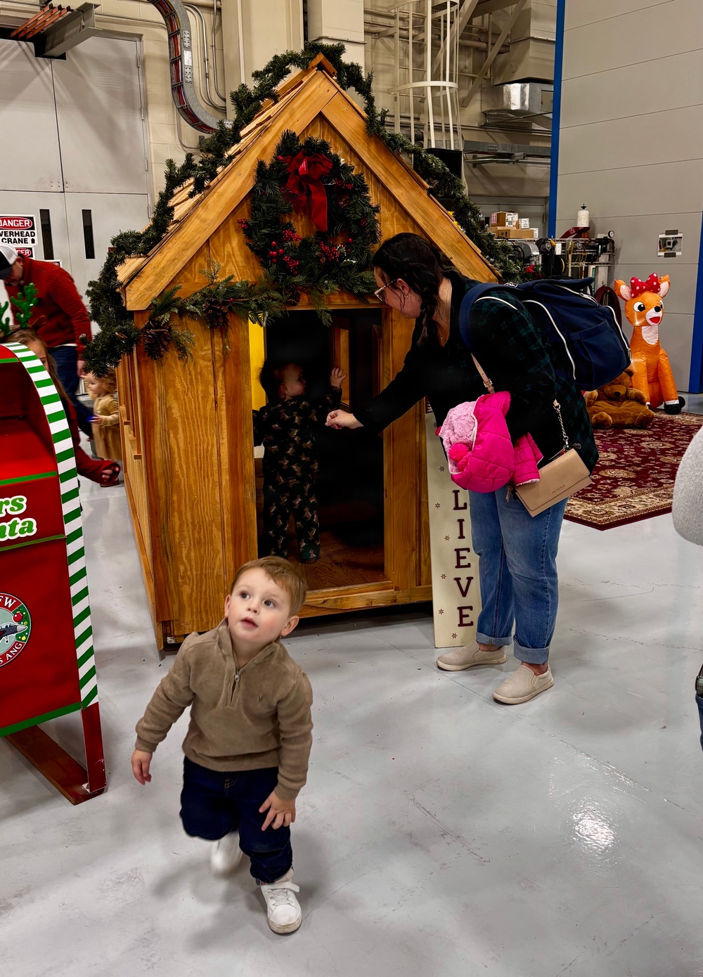 Holiday Magic Brings Together Army and Air National Guard Members and Families