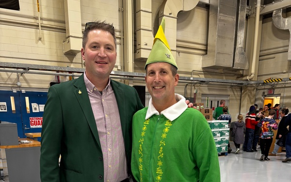 Holiday Magic Brings Together Army and Air National Guard Members and Families