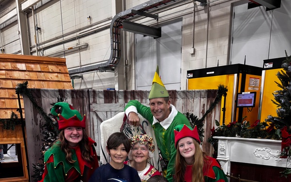 Holiday Magic Brings Together Army and Air National Guard Members and Families
