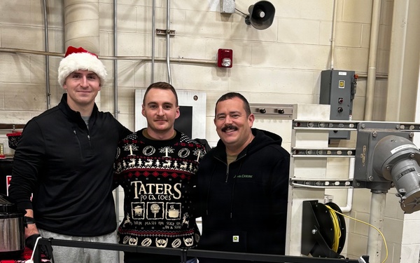 Holiday Magic Brings Together Army and Air National Guard Members and Families