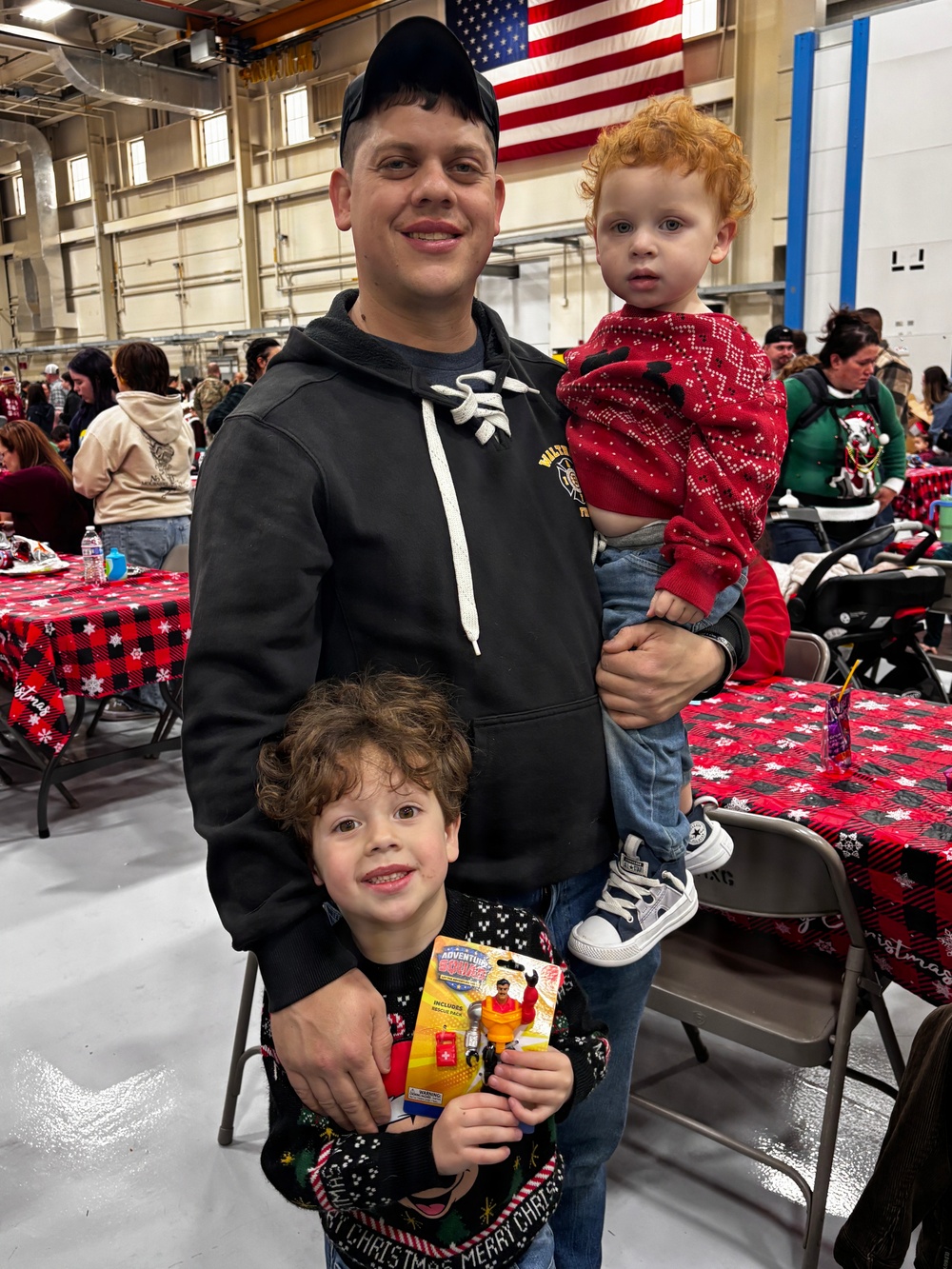 Holiday Magic Brings Together Army and Air National Guard Members and Families