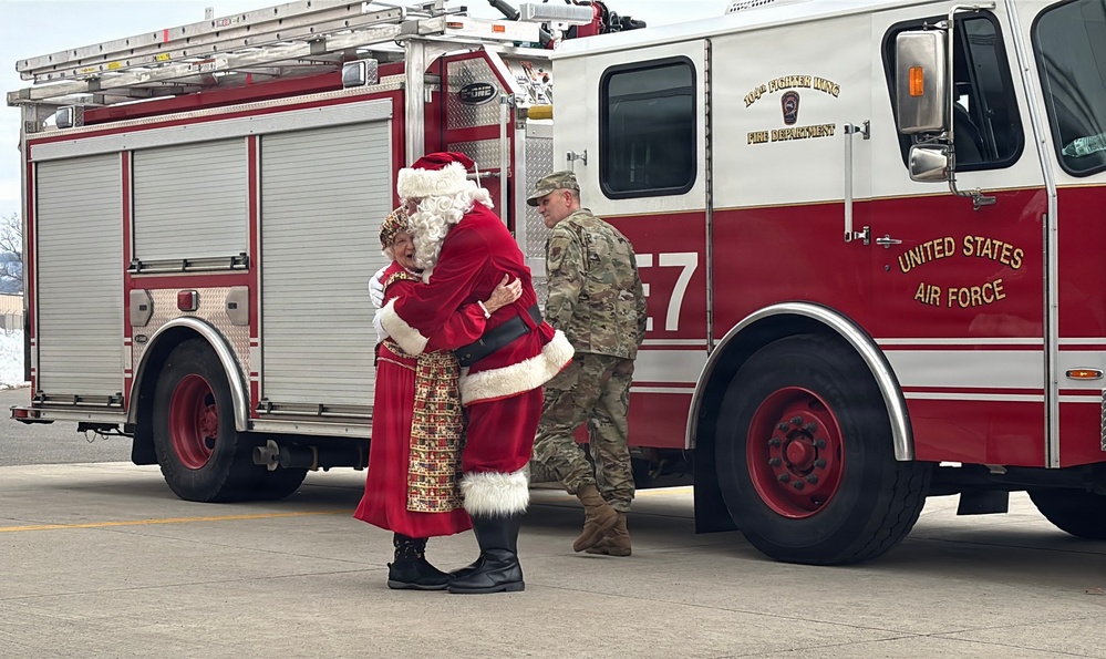Holiday Magic Brings Together Army and Air National Guard Members and Families