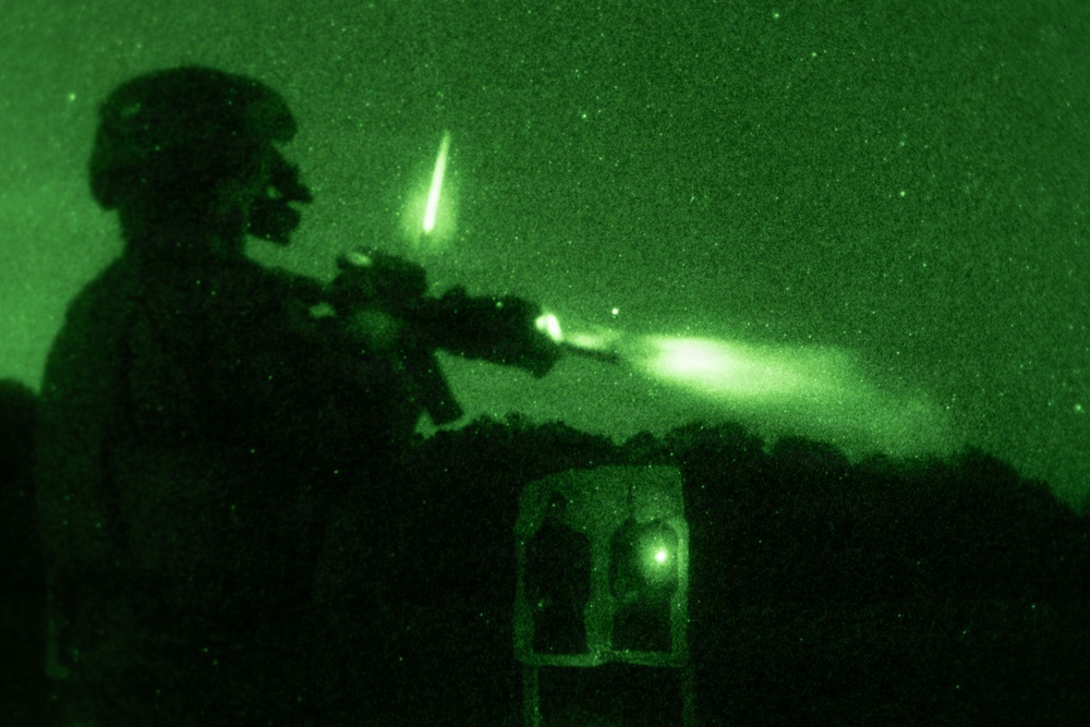 Combat Logistics Battalion 22 Conducts Marine Corps Rifle Qualification Tables 3-6 Range during Field Exercise