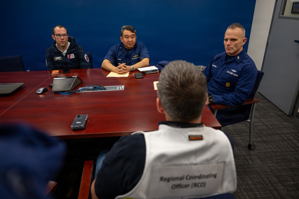Rear Adm. Avanni visits FEMA Region 10 during flood response