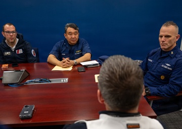 Rear Adm. Avanni visits FEMA Region 10 during flood response