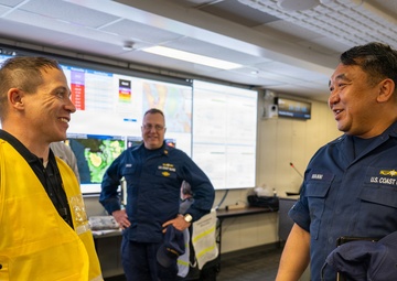 Rear Adm. Avanni visits FEMA Region 10 during flood response